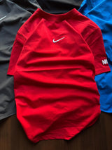 NIKE - T-shirts