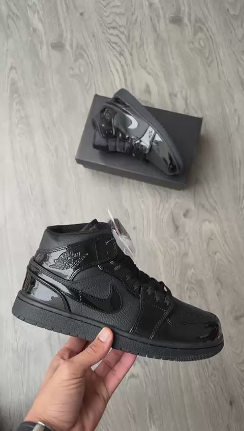 Air jordan one patend all black 
semi UA top premium quality
