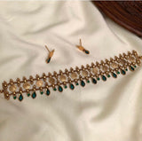 Choker-style Necklace