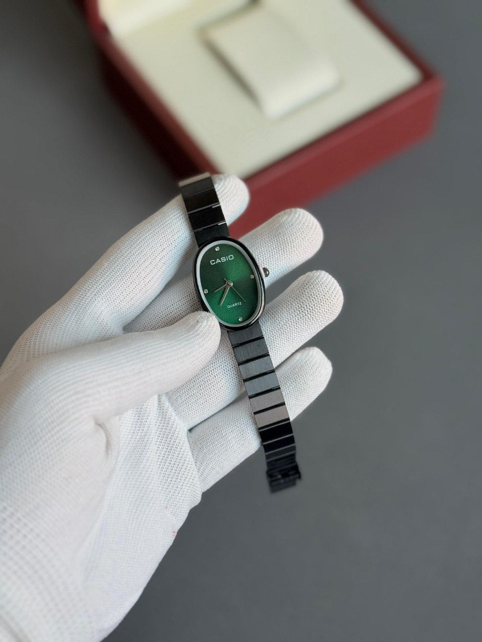 Casio Vintage Women's Oval Quartz Watch - Rose Gold with Black Dial and Crystal Markers