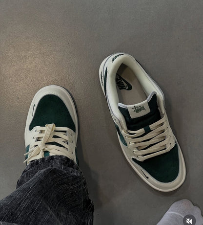 NIKE SB DUNK STUSSY 2025 Edition