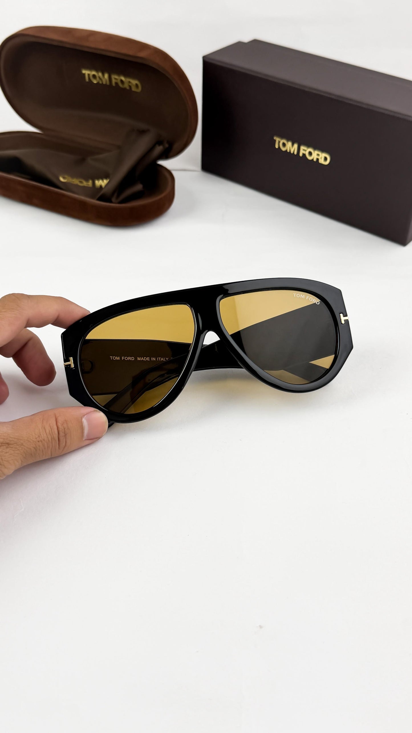 TOMFORD BLACK BROWN