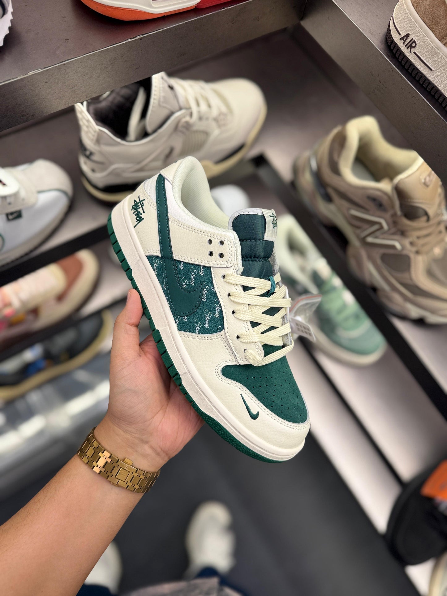 NIKE SB DUNK STUSSY 2025 Edition