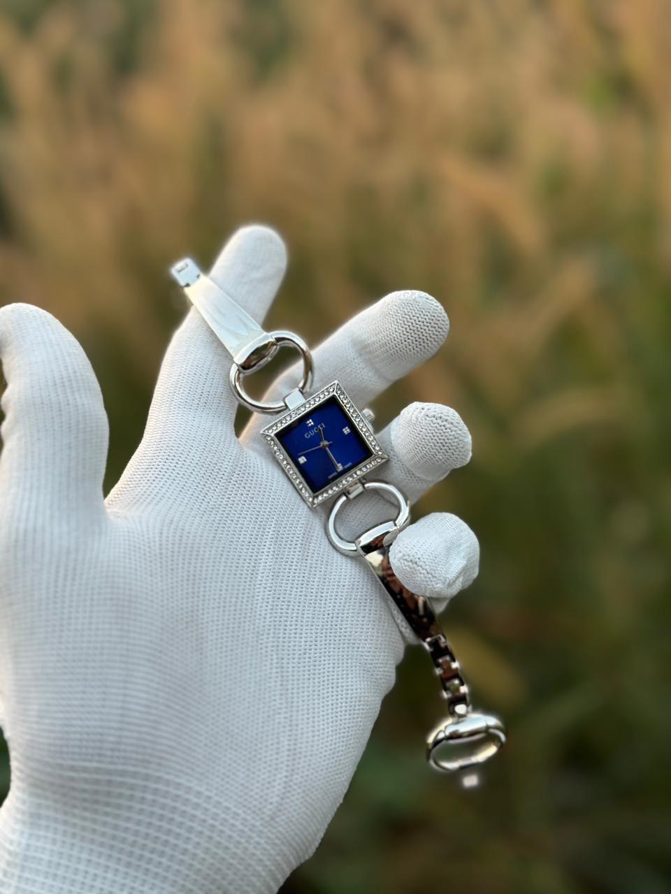 Luxury Vintage Gucci-Inspired Square Diamond Bezel Watch with Burgundy Red Dial