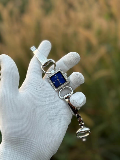 Luxury Vintage Gucci-Inspired Square Diamond Bezel Watch with Burgundy Red Dial